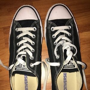 Black Converse!